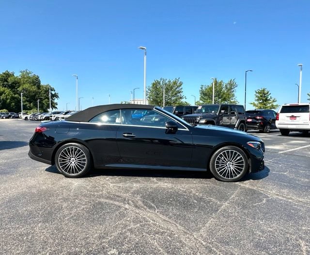 Used 2026 Mercedes-Benz CLE 450 4MATIC Cabriolet image 16