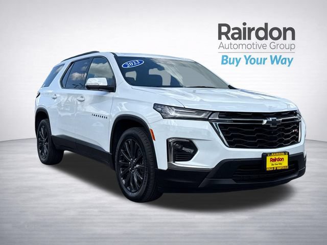 Used 2023 Chevrolet Traverse RS