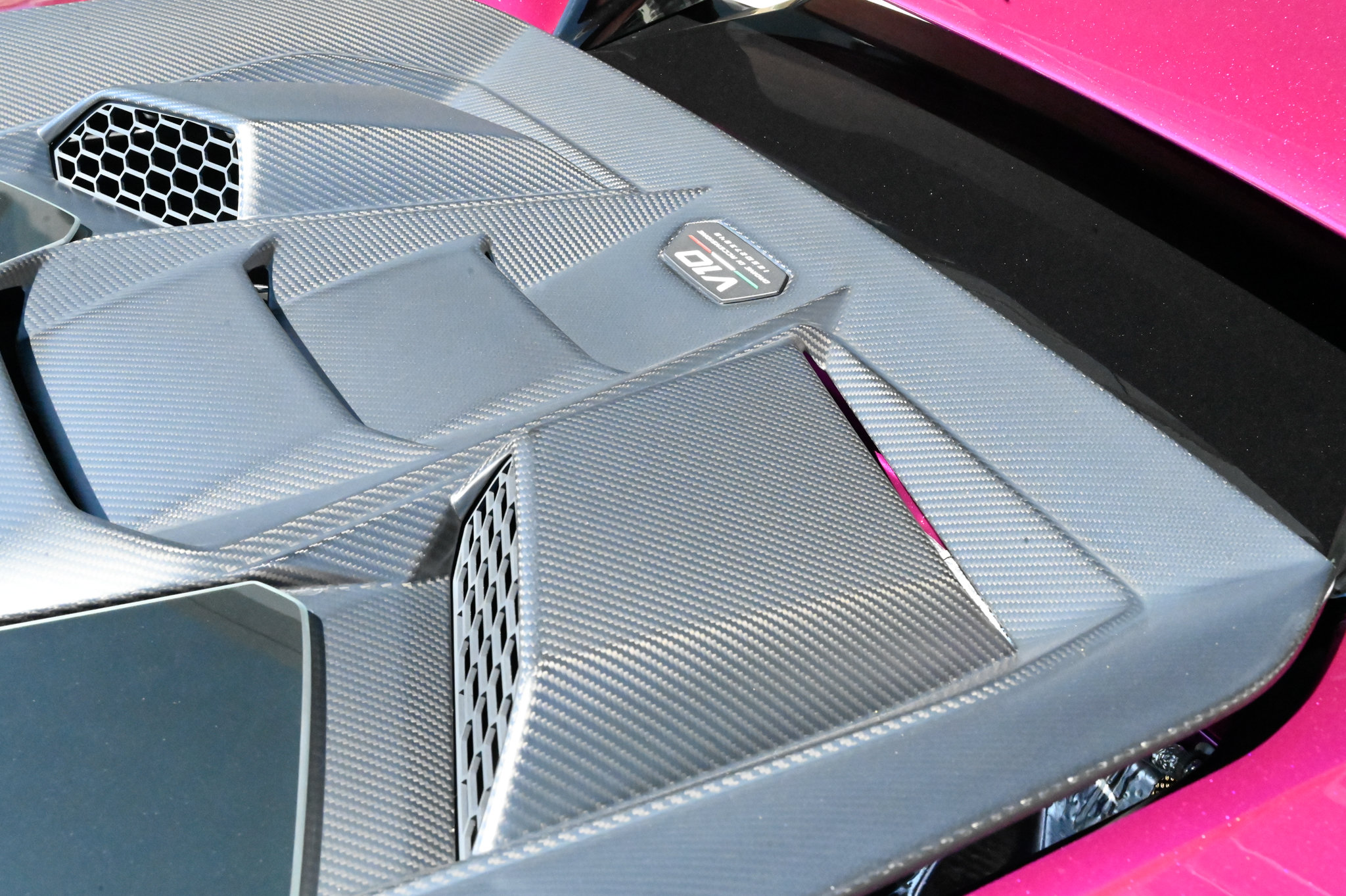 Used 2024 Lamborghini Huracan Tecnica RWD image 31