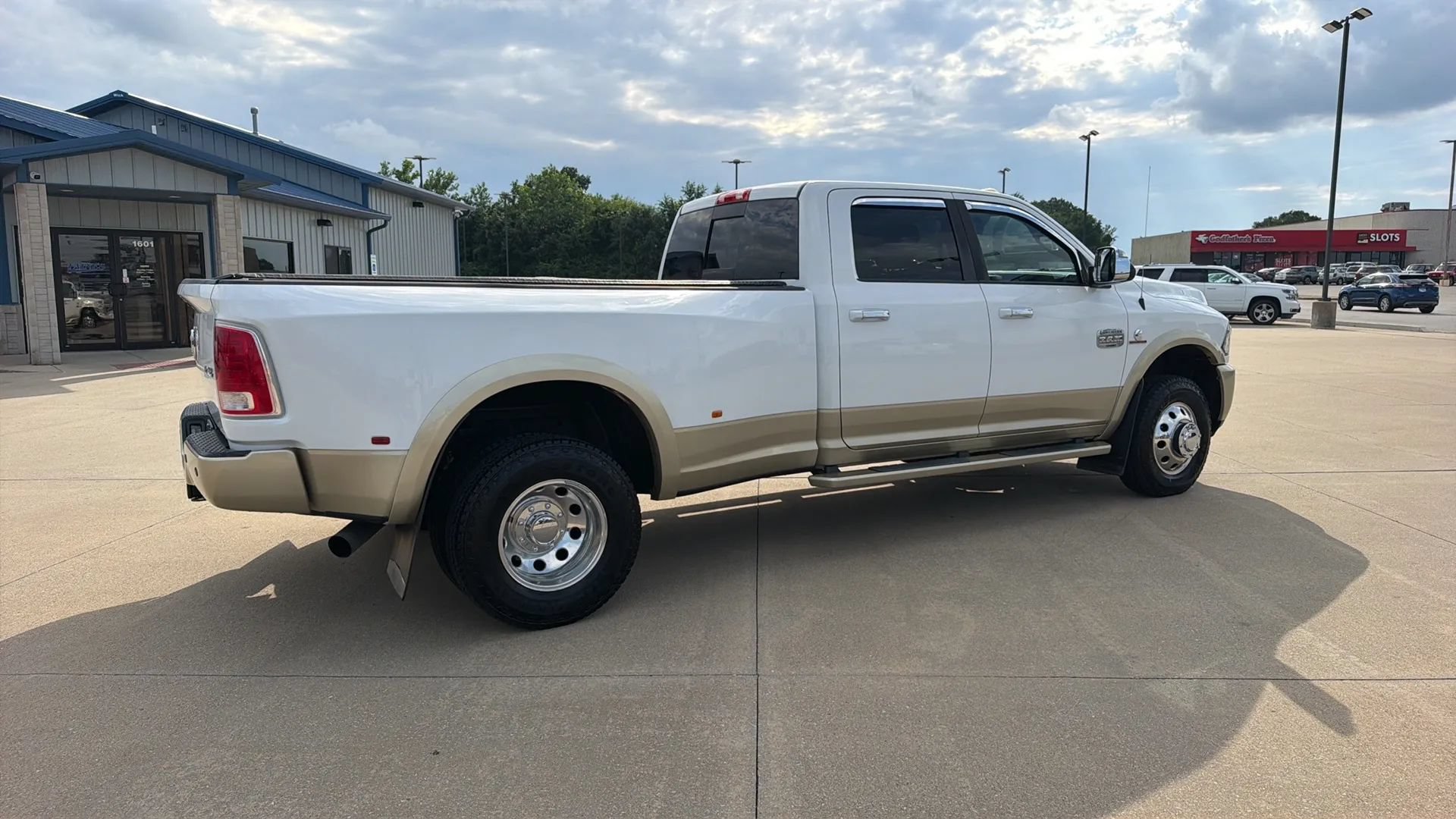 Used 2015 RAM 3500 Laramie Longhorn w/ Convenience Group AWD/4WD image 24