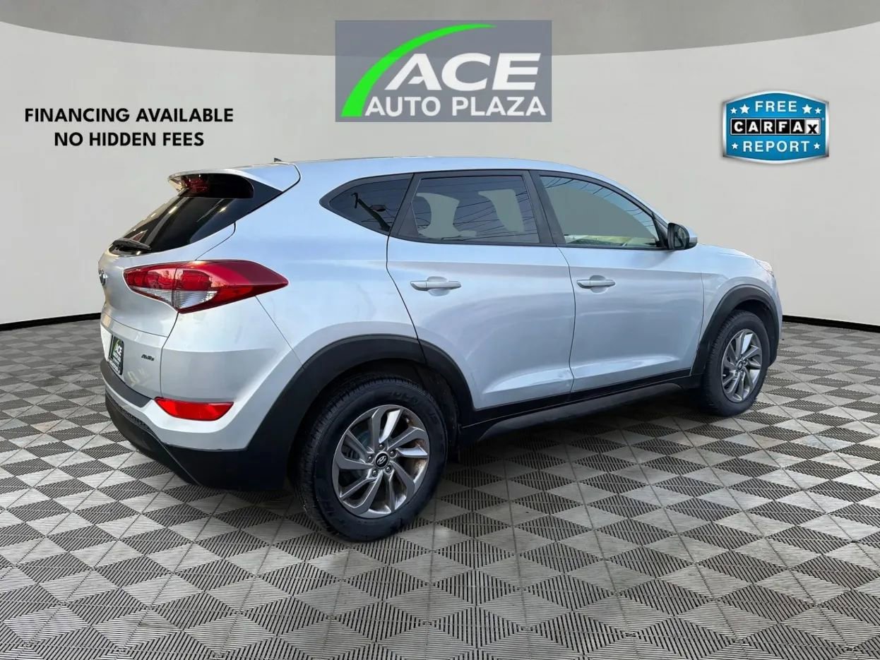 Used 2018 Hyundai Tucson SE image 5