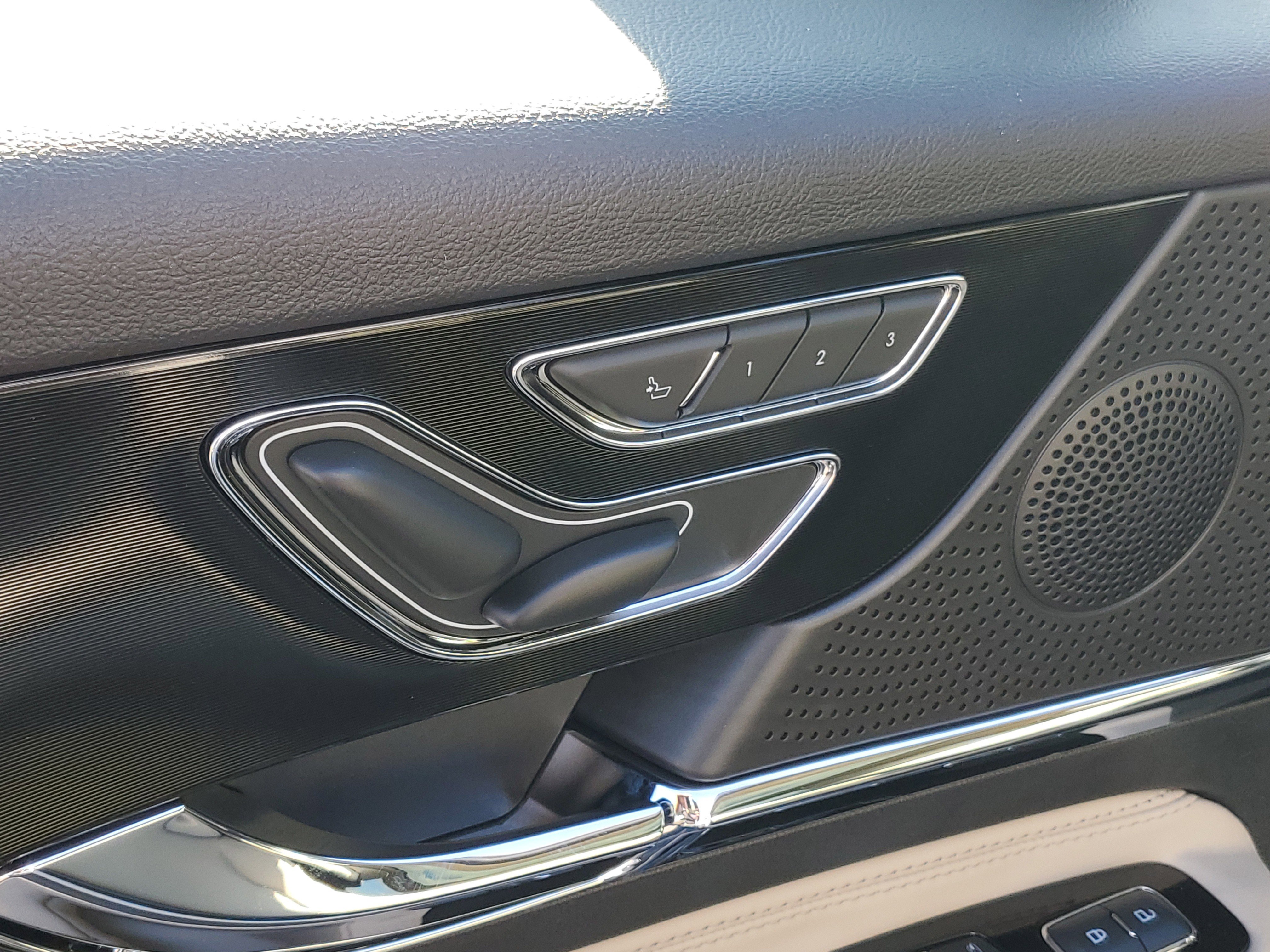 New 2026 Lincoln Corsair Reserve image 9