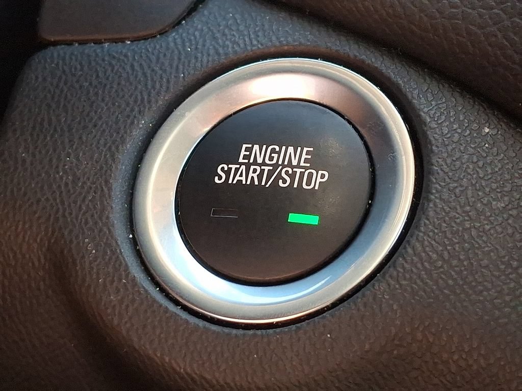 Used 2021 Chevrolet Equinox LT FWD image 23