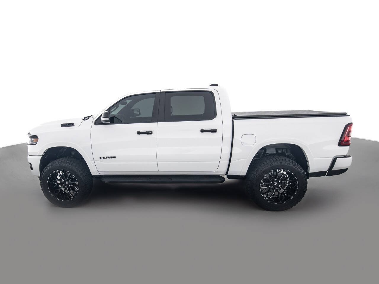 Used 2025 RAM 1500 Big Horn AWD/4WD image 8
