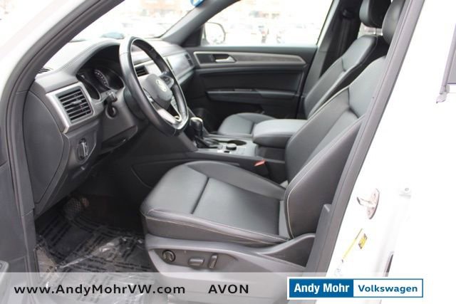 Used 2020 Volkswagen Atlas Cross Sport SE w/ Towing Package image 18