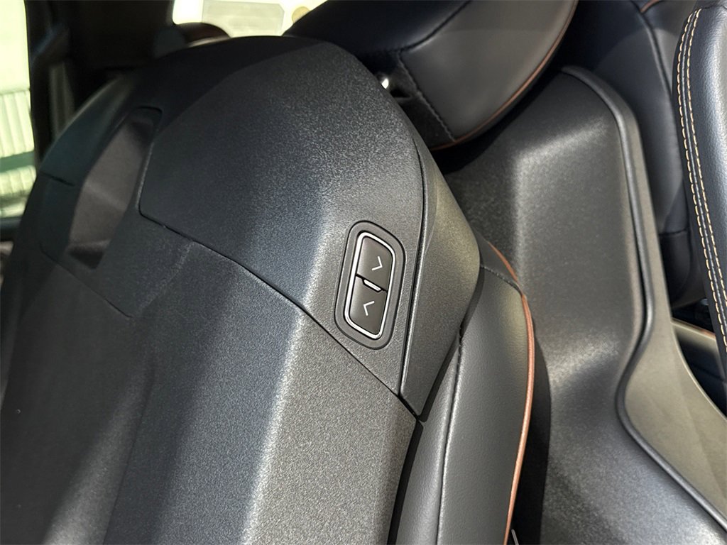 New 2025 Lincoln Navigator Black Label image 20