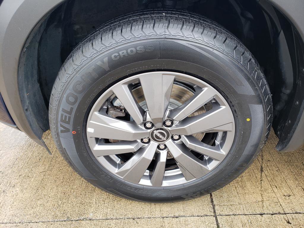 Certified 2025 Nissan Pathfinder SV image 44