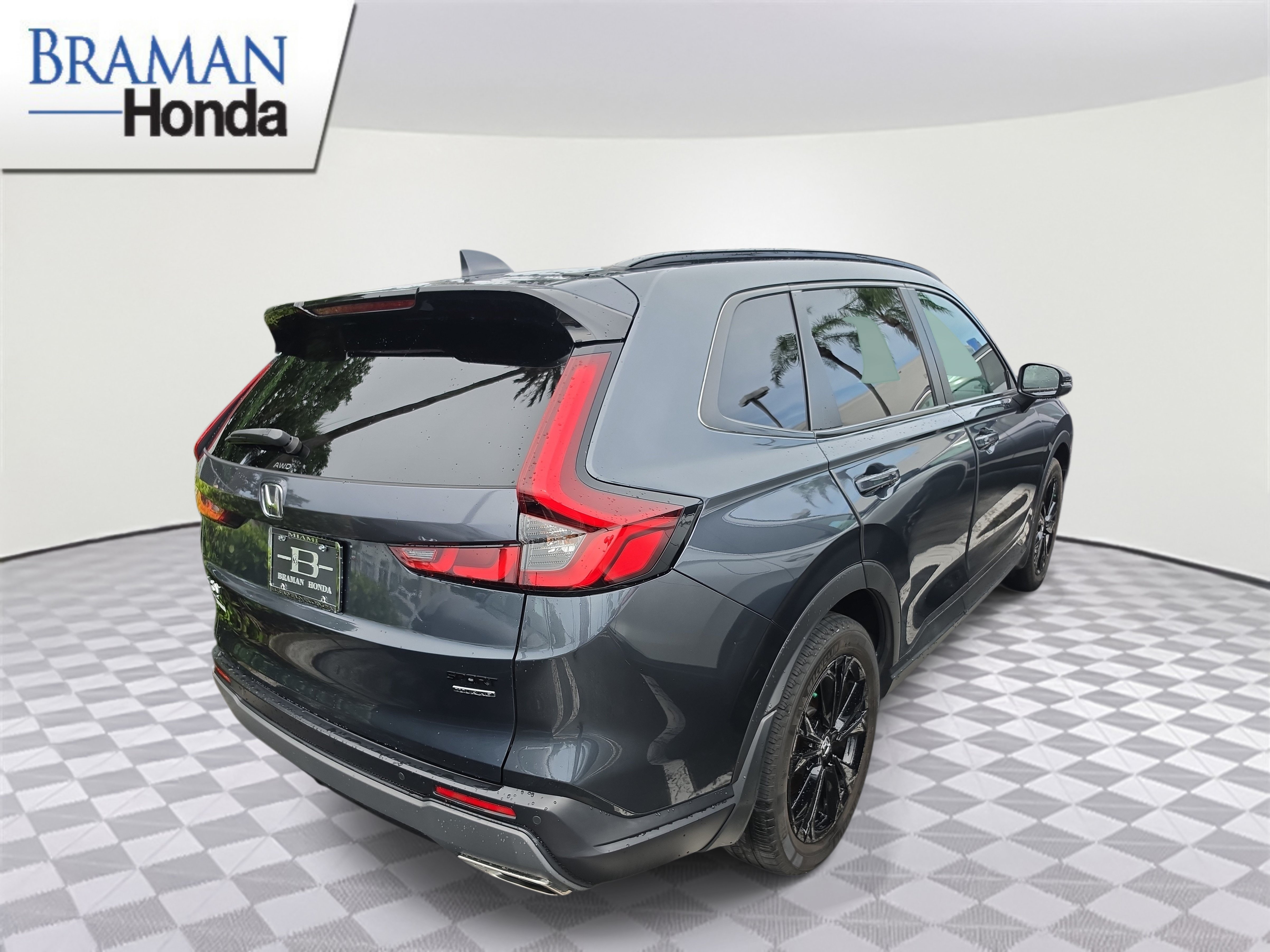 Certified 2023 Honda CR-V Sport Touring image 3