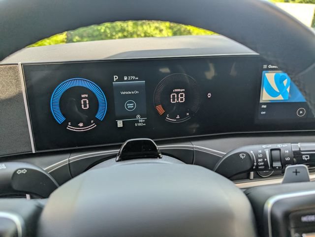 Certified 2025 Hyundai Santa Fe SEL AWD/4WD image 18