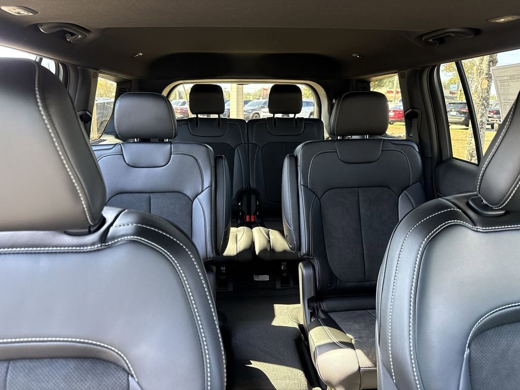 New 2025 Jeep Grand Cherokee L Altitude image 31