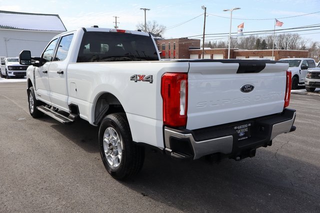 Used 2025 Ford F250 XLT image 14