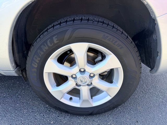 Used 2012 Toyota RAV4 Limited w/ Premium Plus Value Pkg image 11