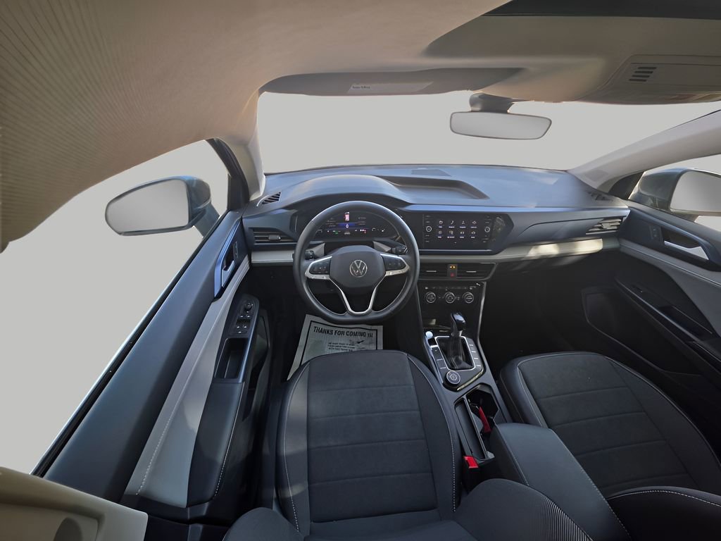 Used 2024 Volkswagen Taos SE image 14