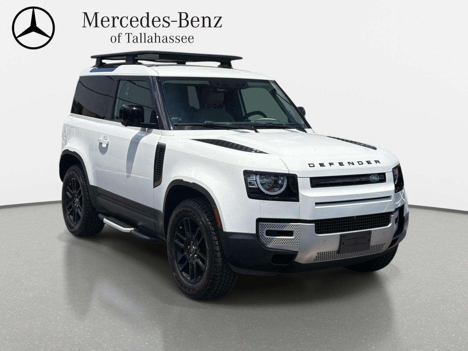 Used 2023 Land Rover Defender 90 S AWD/4WD image 3