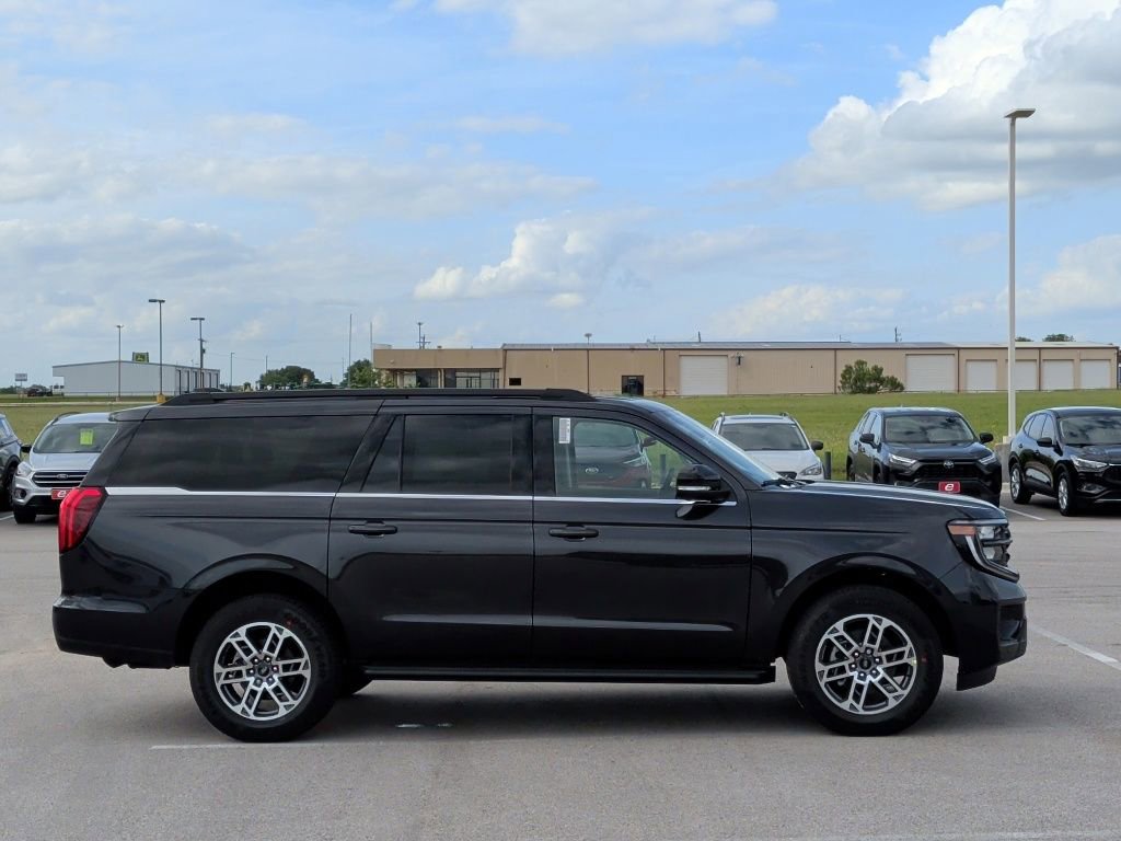 New 2026 Ford Expedition Max Active RWD image 9