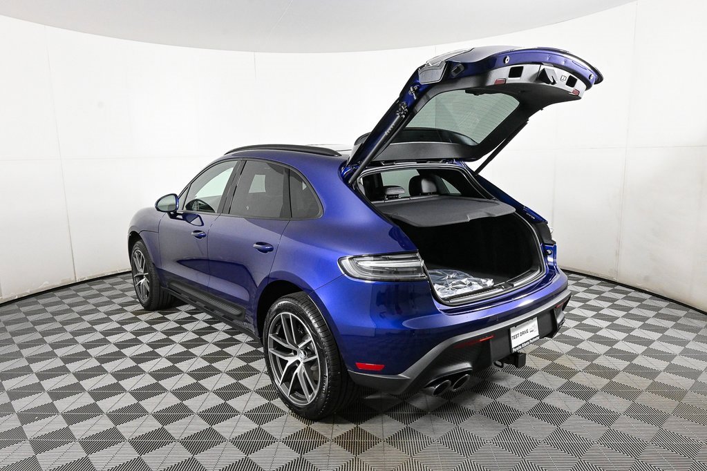 New 2025 Porsche Macan image 34