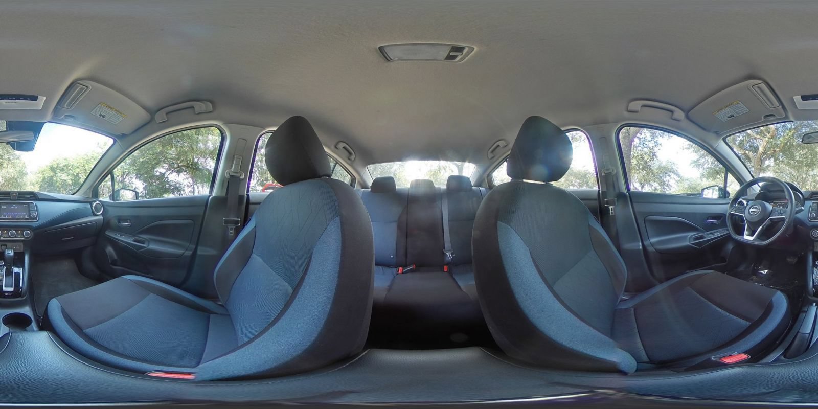 Used 2025 Nissan Versa SV FWD image 40