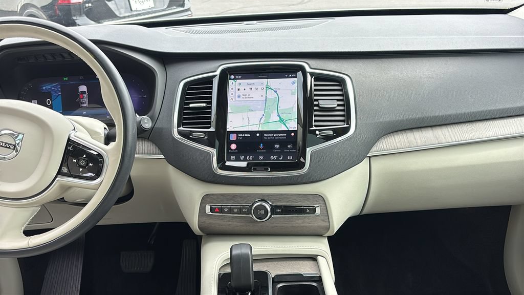 Used 2023 Volvo XC90 T8 Plus AWD/4WD image 6