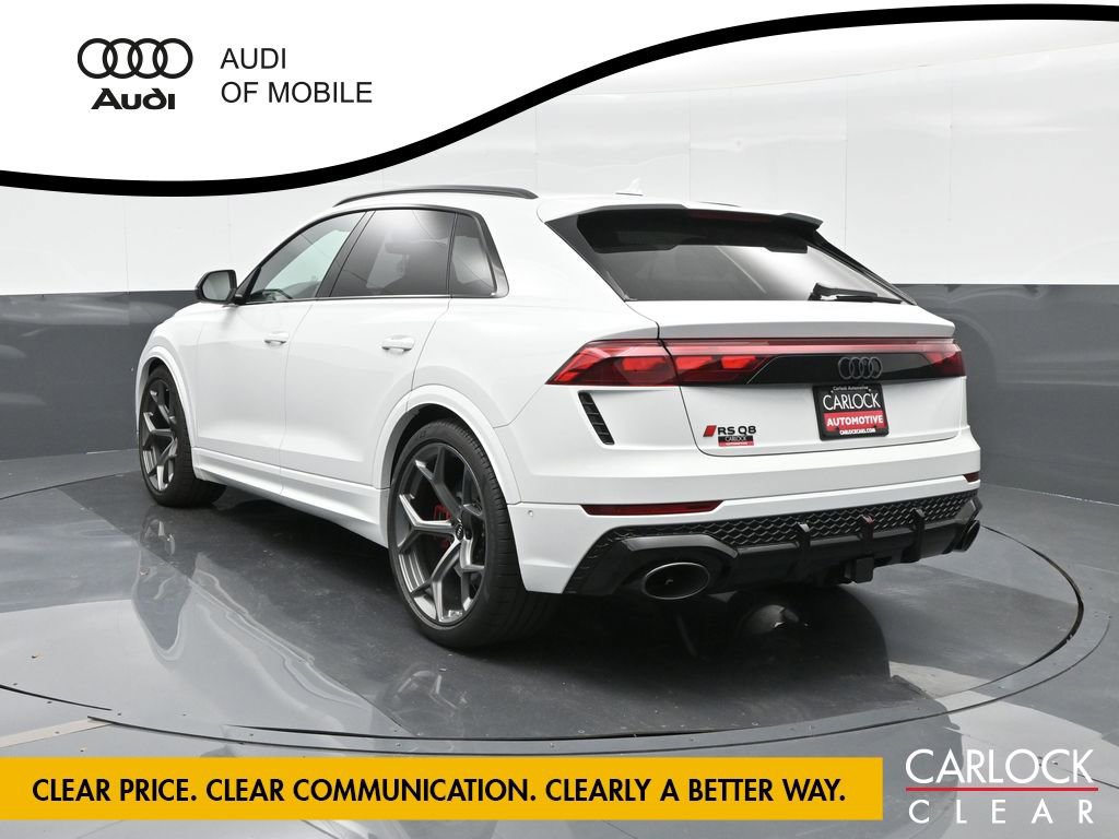 New 2025 Audi RS Q8 performance image 9