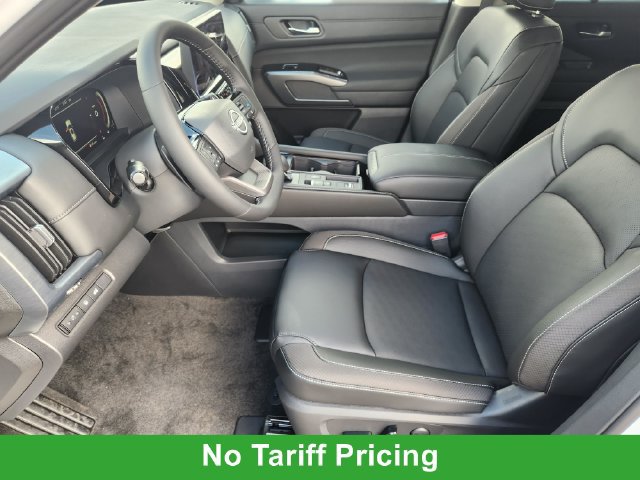 New 2026 Nissan Pathfinder SL FWD image 10