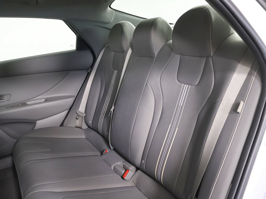 Certified 2025 Hyundai Elantra Sport FWD image 25