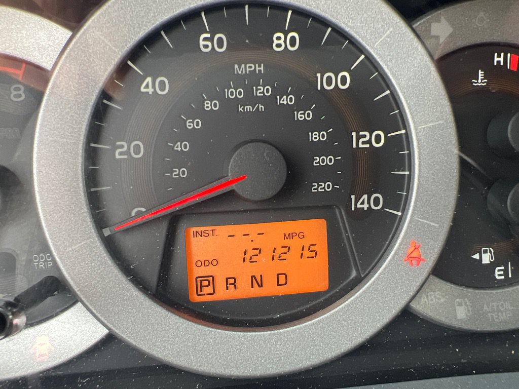 Used 2010 Toyota RAV4 Limited AWD/4WD image 22