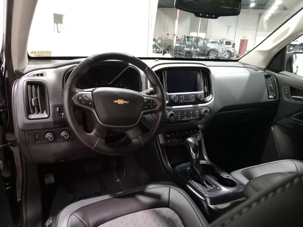 Used 2022 Chevrolet Colorado Z71 AWD/4WD image 15