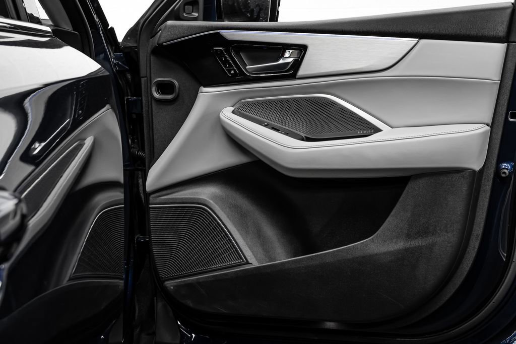 Certified 2023 Acura MDX FWD w/ Technology Package image 20