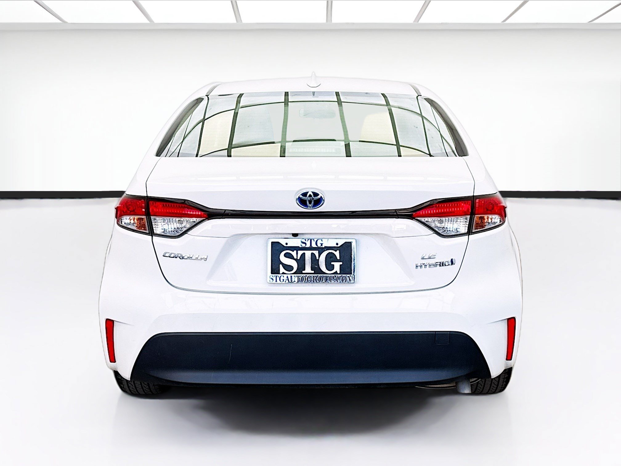 Used 2024 Toyota Corolla LE FWD image 5