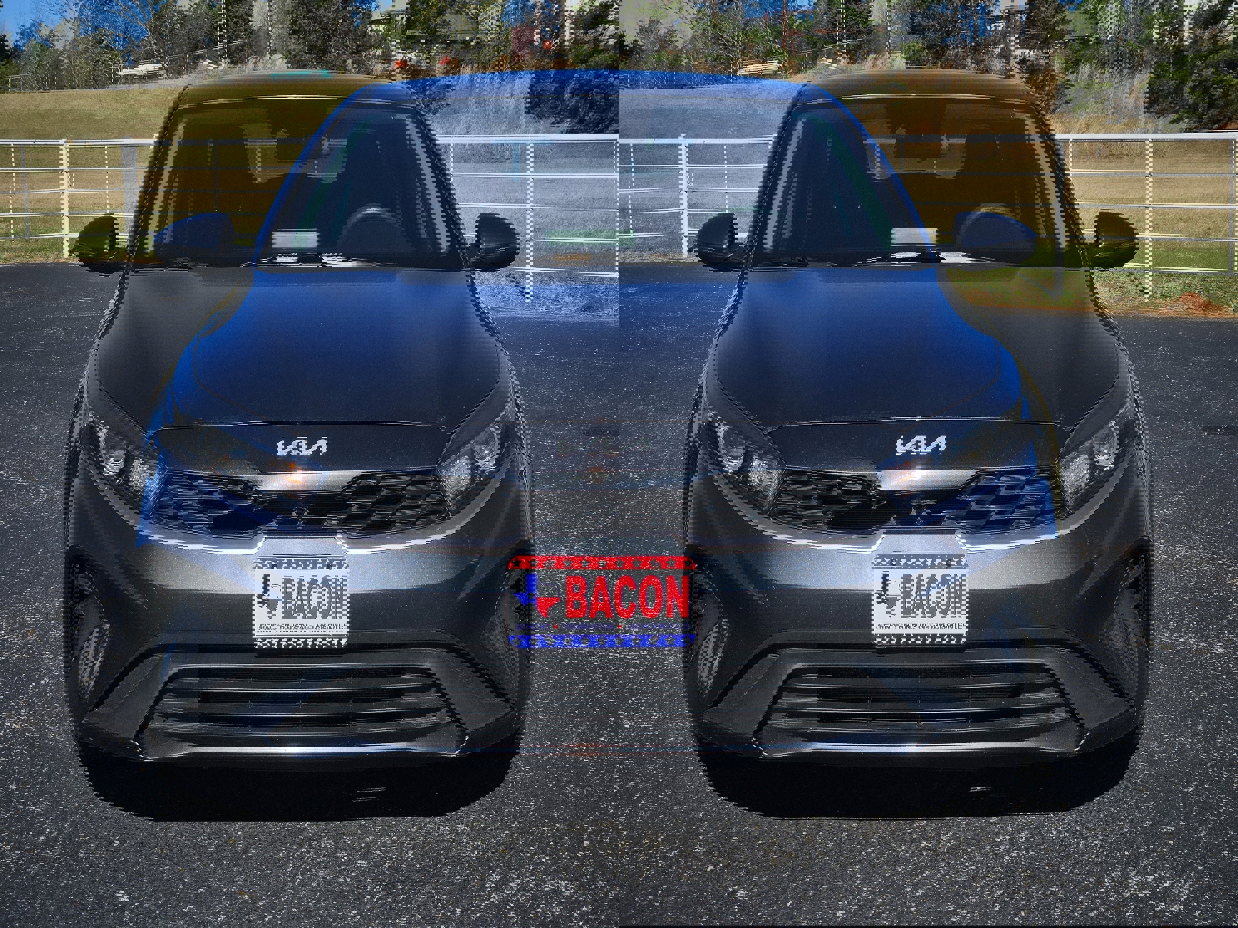 Used 2022 Kia Forte LXS w/ LXS Technology Package image 2