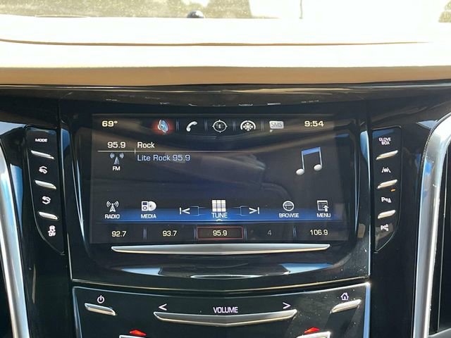 Used 2018 Cadillac Escalade ESV Platinum AWD/4WD image 16