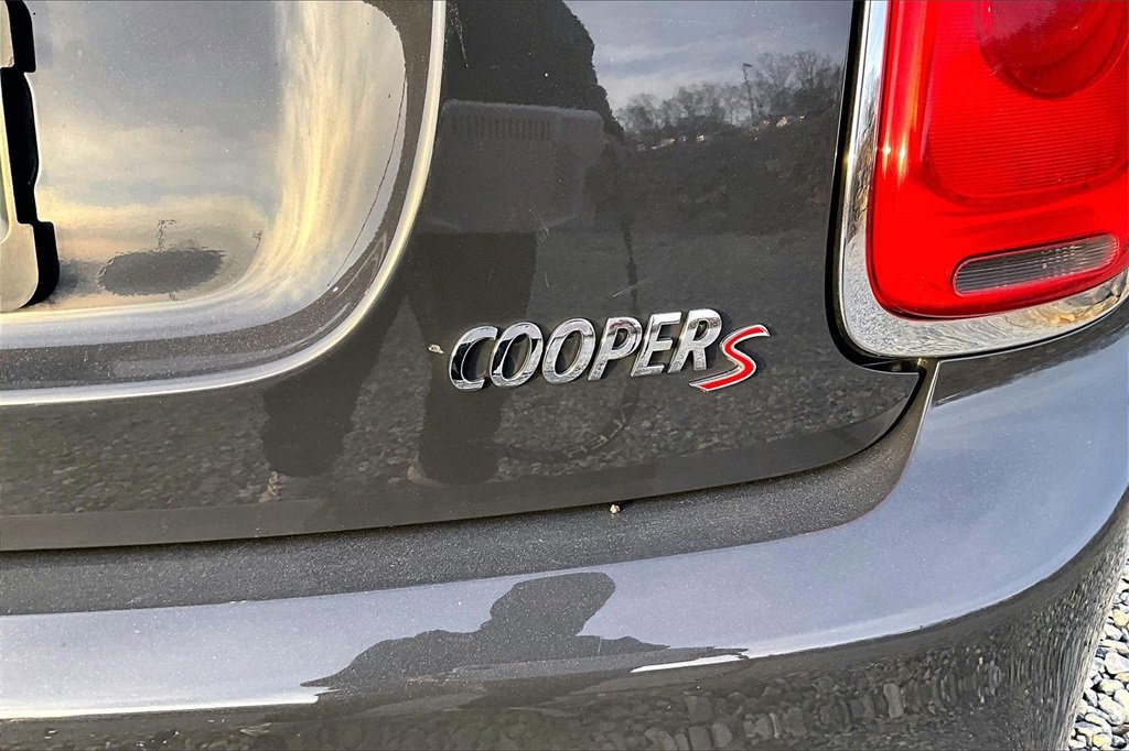 Used 2016 MINI Cooper S image 8