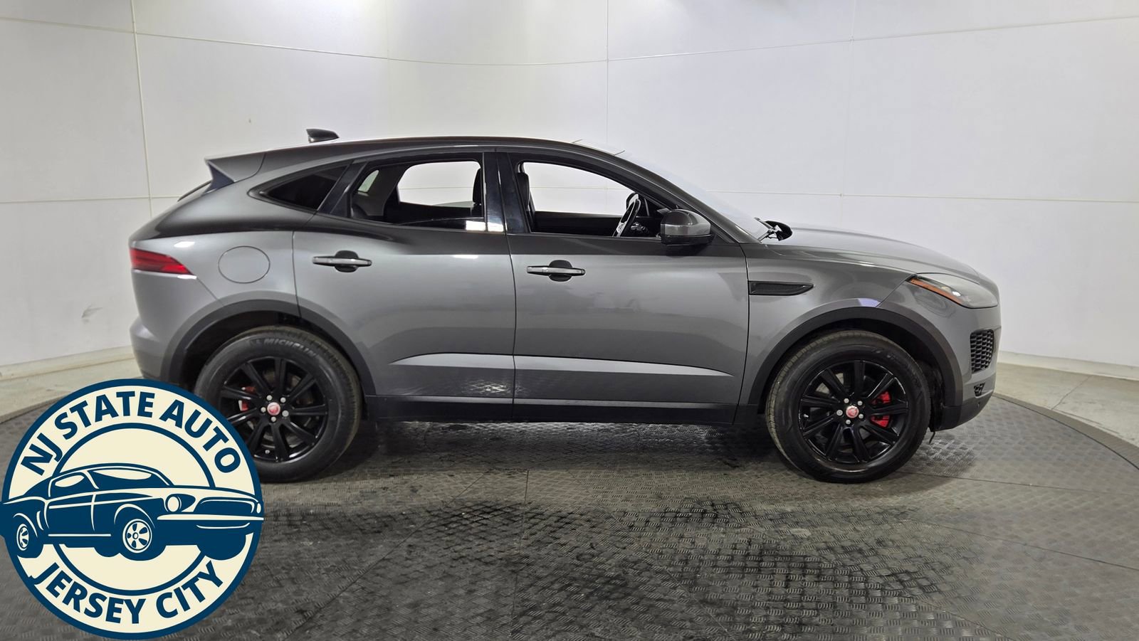 Used 2020 Jaguar E-PACE image 8