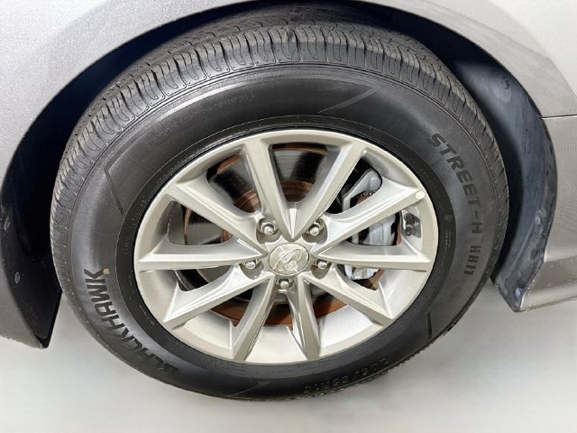 Used 2018 Hyundai Sonata SE FWD image 30