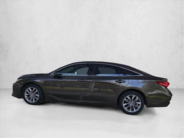 Used 2019 Toyota Avalon XLE FWD image 7