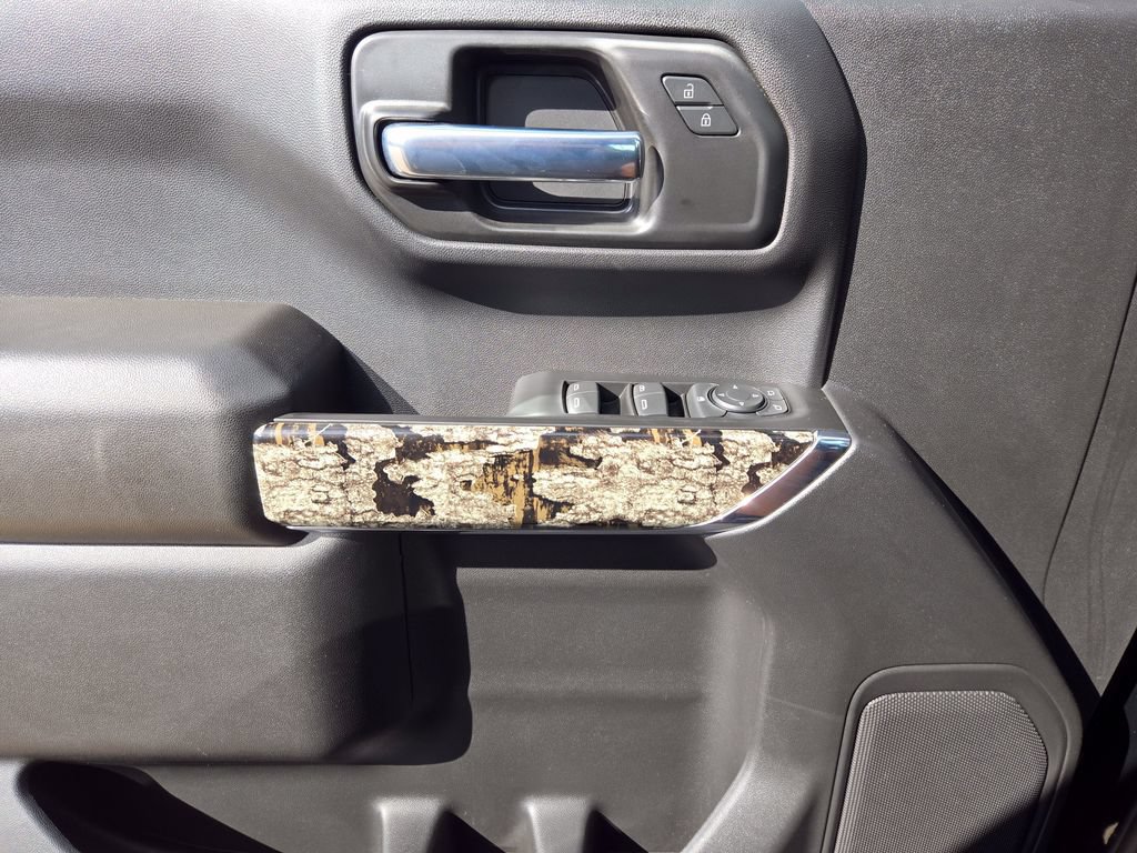 Used 2025 Chevrolet Silverado 1500 Custom Trail Boss w/ Realtree Special Edition AWD/4WD image 18