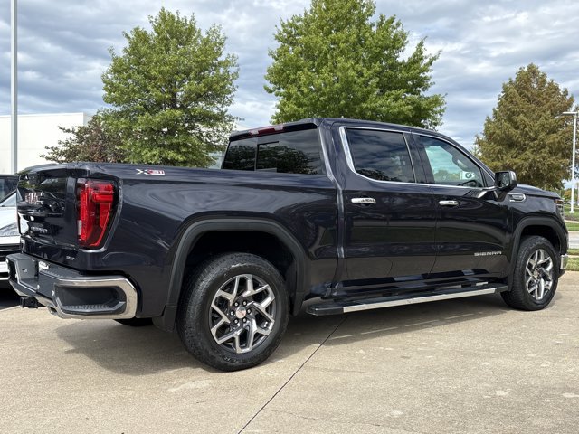 Used 2025 GMC Sierra 1500 SLT w/ SLT Premium Package AWD/4WD image 3