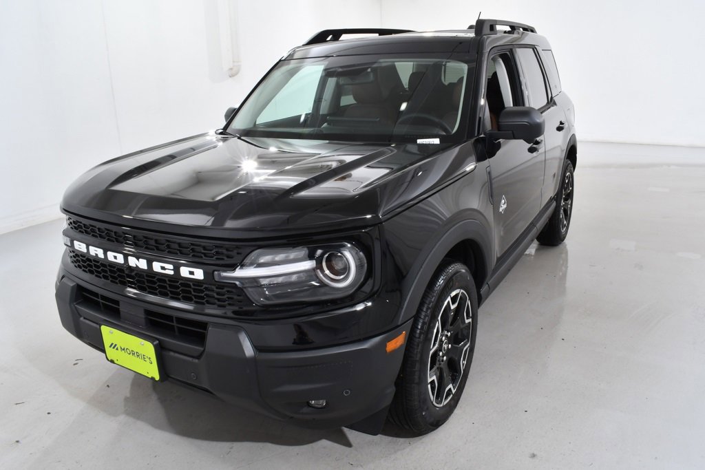 New 2025 Ford Bronco Sport Outer Banks w/ Outer Banks Tech Package+ image 2