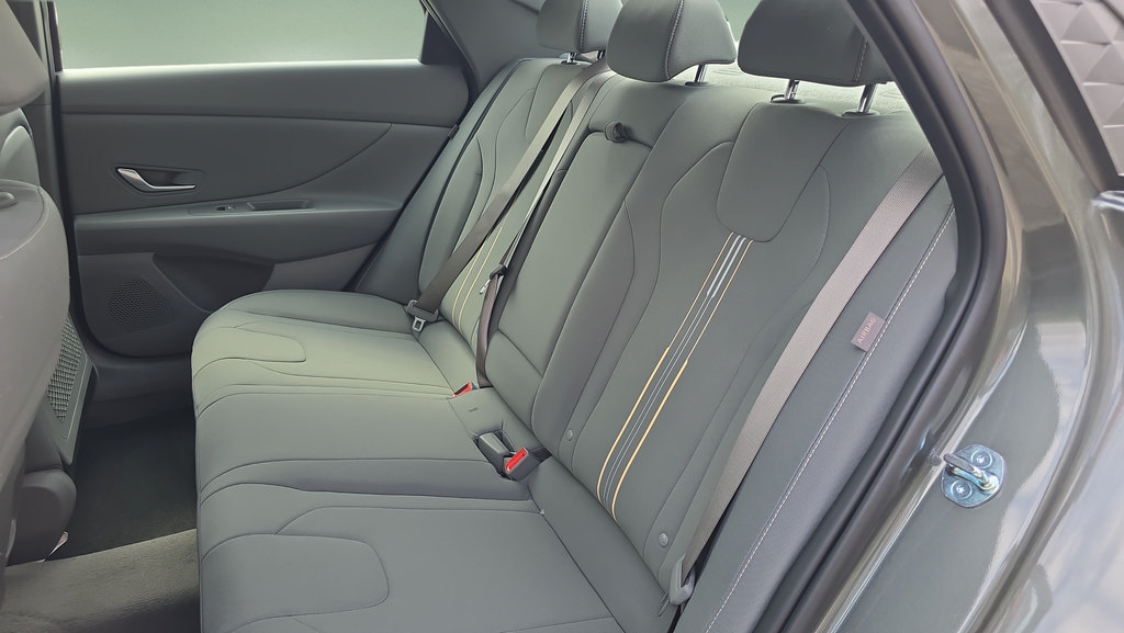 New 2026 Hyundai Elantra SEL Sport Premium w/ Cargo Package FWD image 12