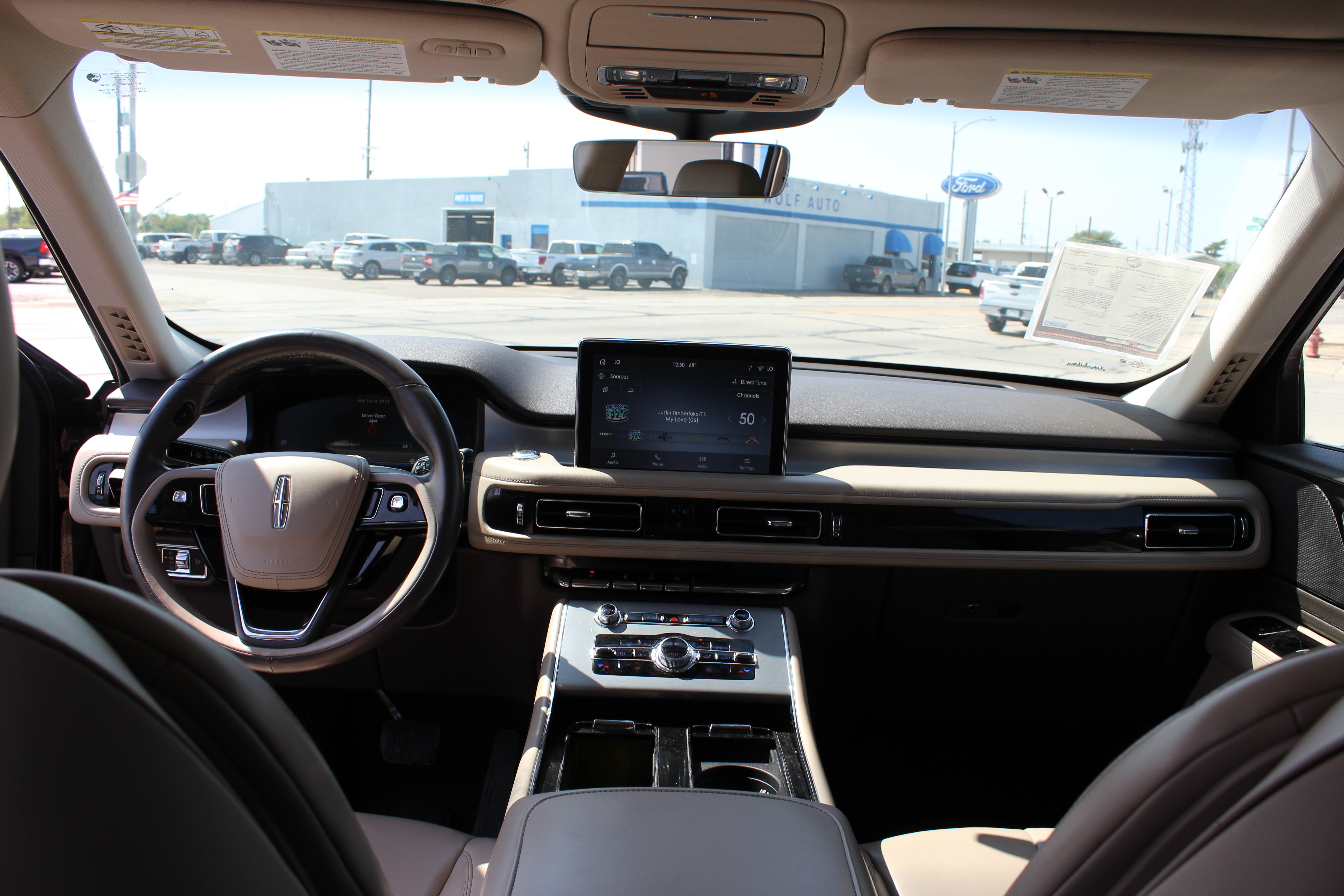 Used 2021 Lincoln Aviator AWD image 9