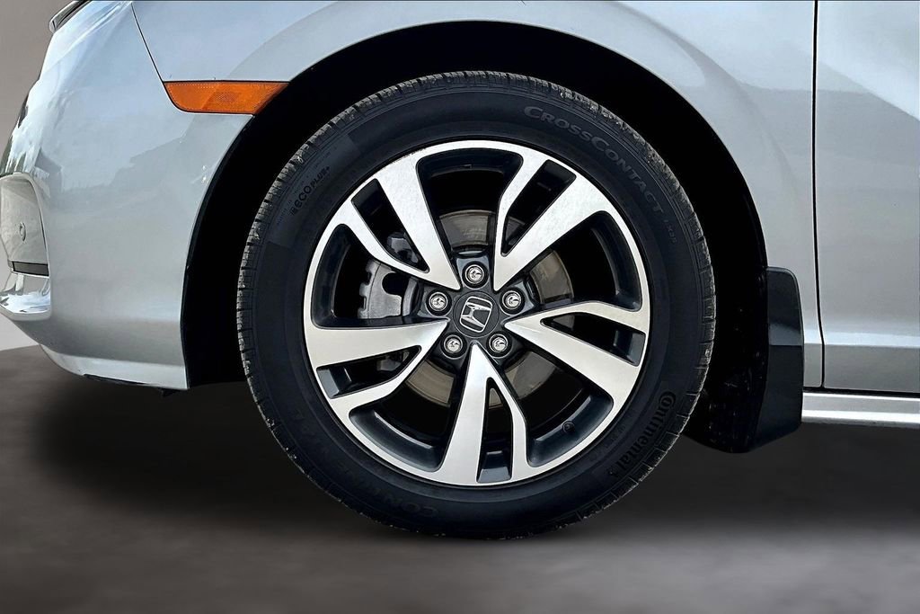 Certified 2024 Honda Odyssey Touring image 35
