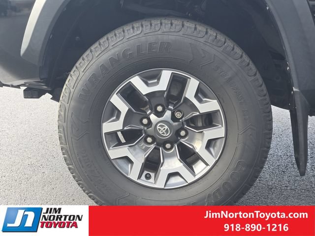 Used 2021 Toyota Tacoma TRD Off-Road w/ TRD Premium Off Road Package AWD/4WD image 14