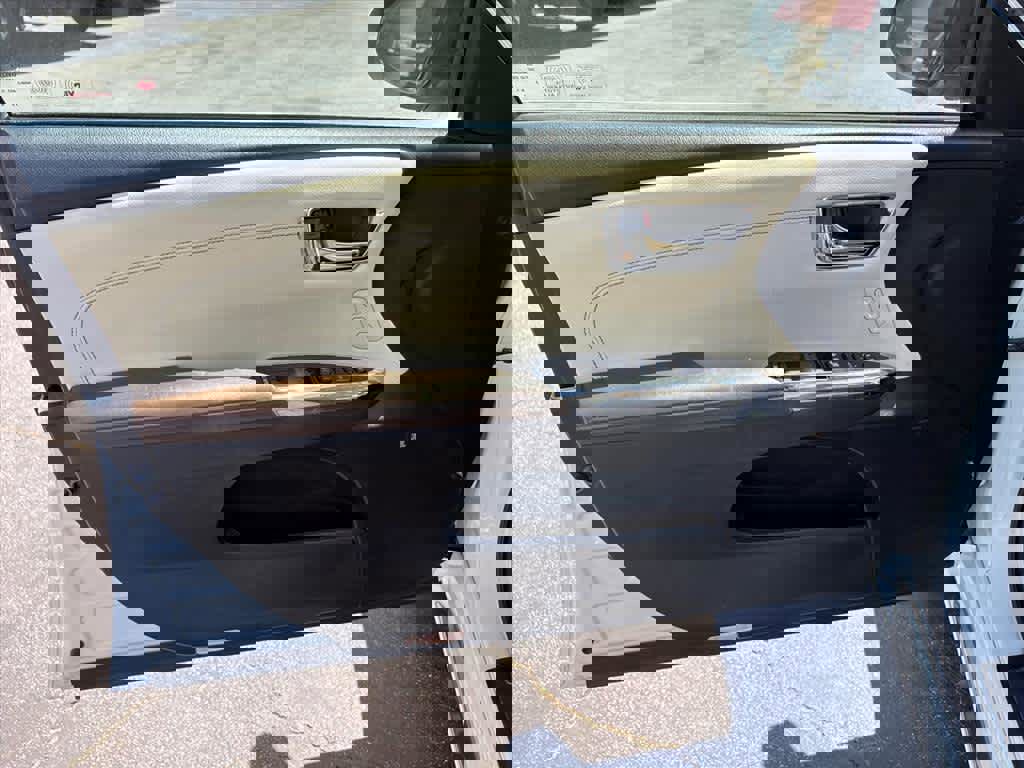 Used 2015 Toyota Avalon Limited FWD image 21