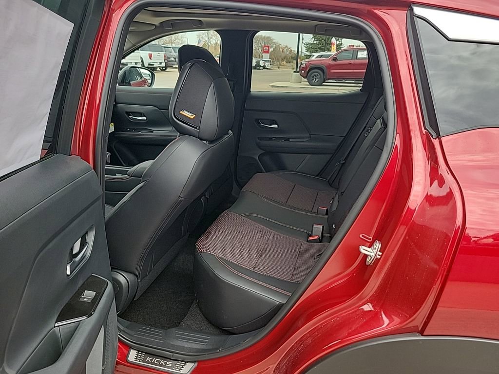 New 2026 Nissan Kicks SR w/ SR Premium Package image 12