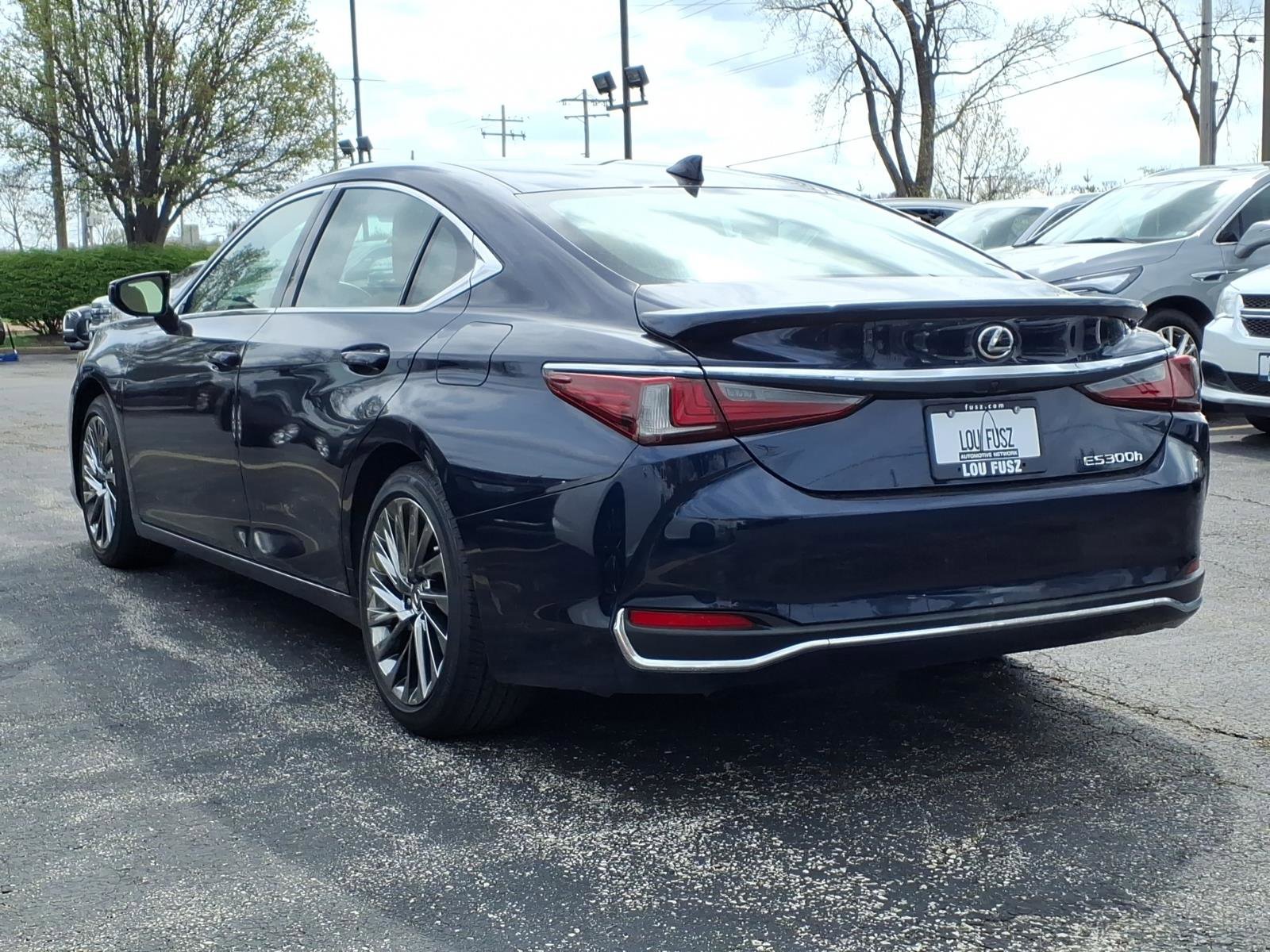 Used 2024 Lexus ES 300h Ultra Luxury w/ Accessory Package (Z2) image 6