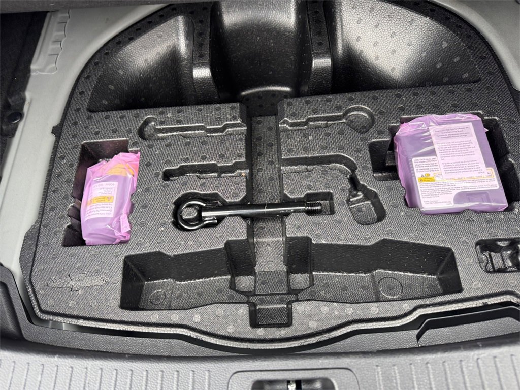 Used 2024 Toyota Corolla SE image 17