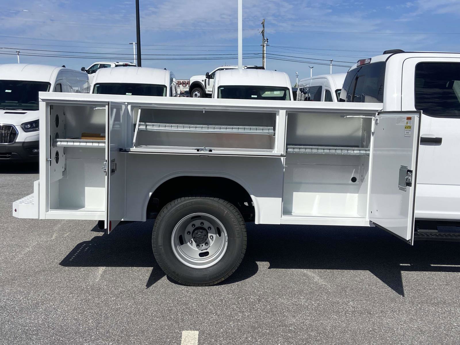 New 2026 Ford F350 XL w/ XL Chrome Package image 9