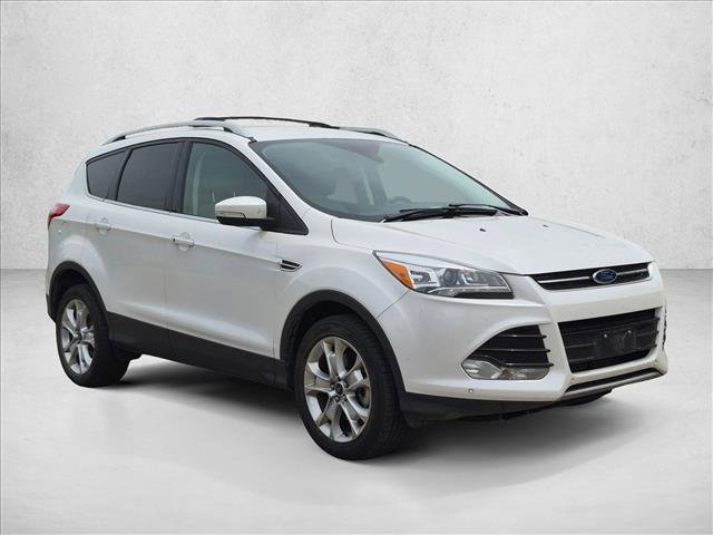 Used 2016 Ford Escape Titanium w/ Equipment Group 301A AWD/4WD image 3