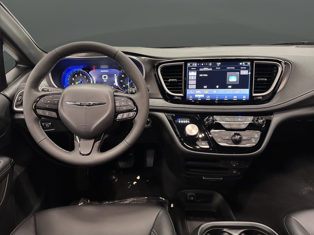 New 2026 Chrysler Pacifica Select AWD/4WD image 5