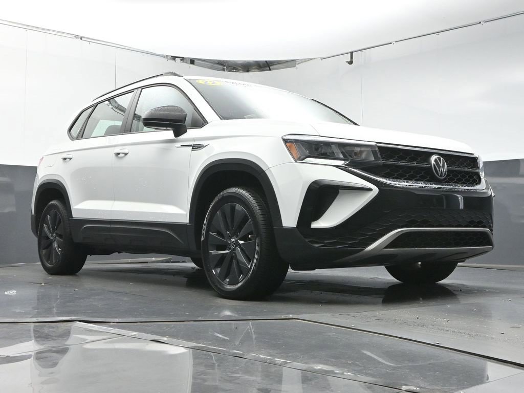 Used 2022 Volkswagen Taos S image 34